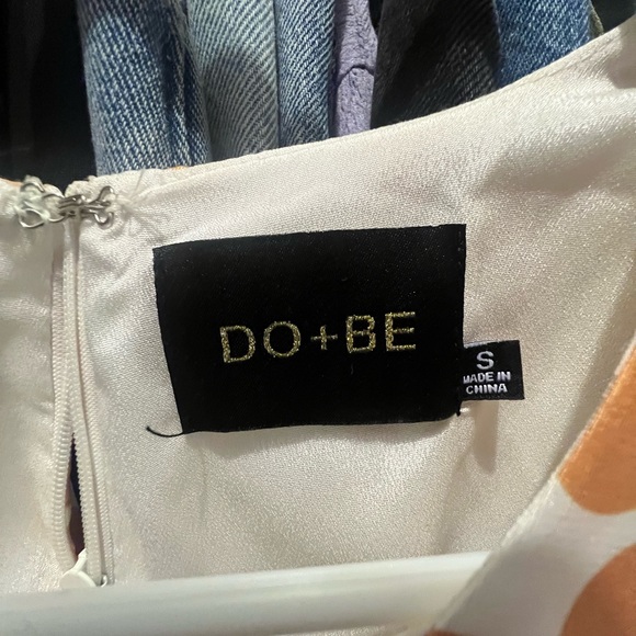 DO+BE GOLD POLKA DOT RUFFLE DRESS - Picture 2 of 3